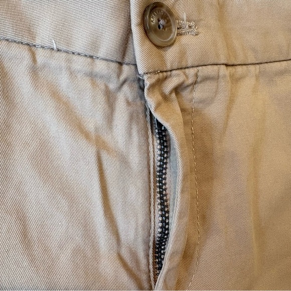 Gap Khaki Sun-kissed Tan Mini Shorts Sz 2 - Picture 3 of 5